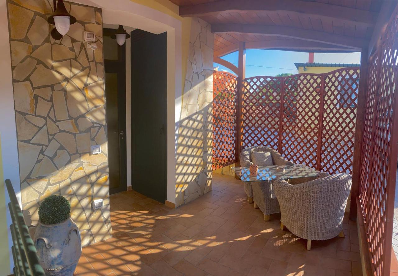 Il Nido Delle Rondini Bed & Breakfast Grottole Dış mekan fotoğraf