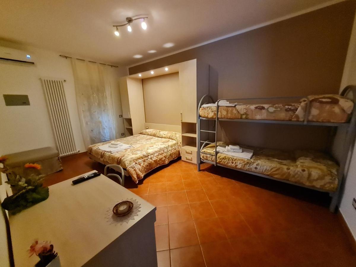 Il Nido Delle Rondini Bed & Breakfast Grottole Dış mekan fotoğraf