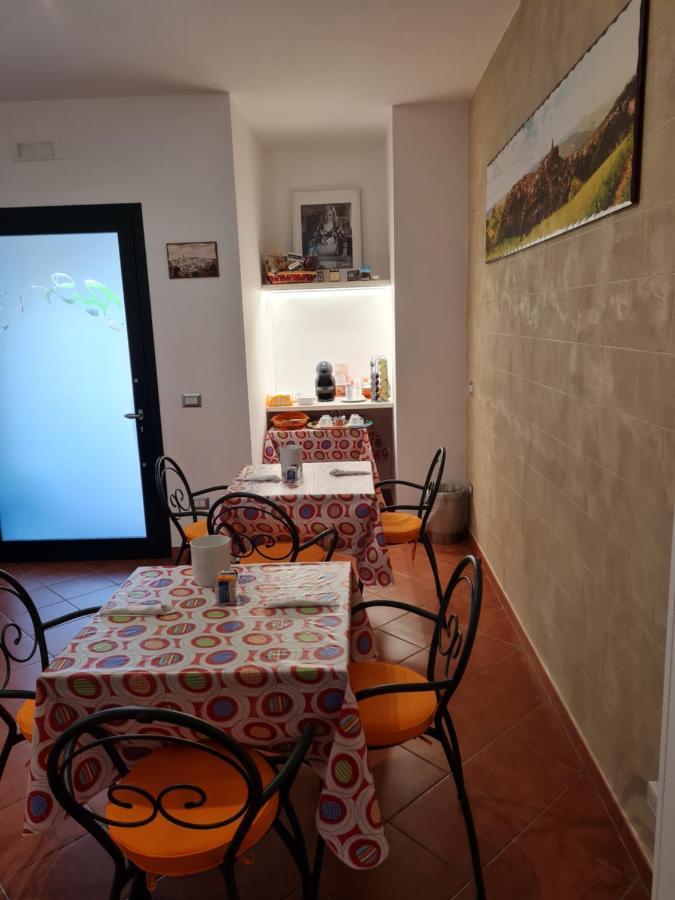 Il Nido Delle Rondini Bed & Breakfast Grottole Dış mekan fotoğraf